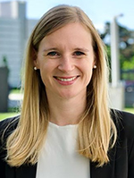 Portrait Barbara Dunkl